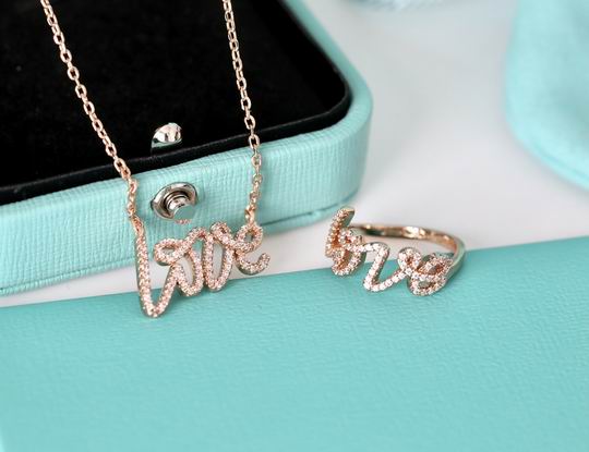 Tiffany suits lyh01 (2)